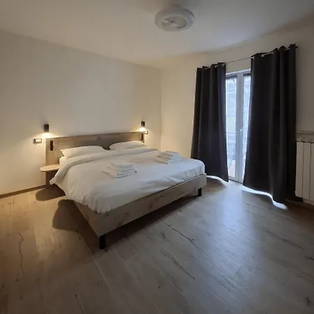 Ai Fiori - Simone Apartment *